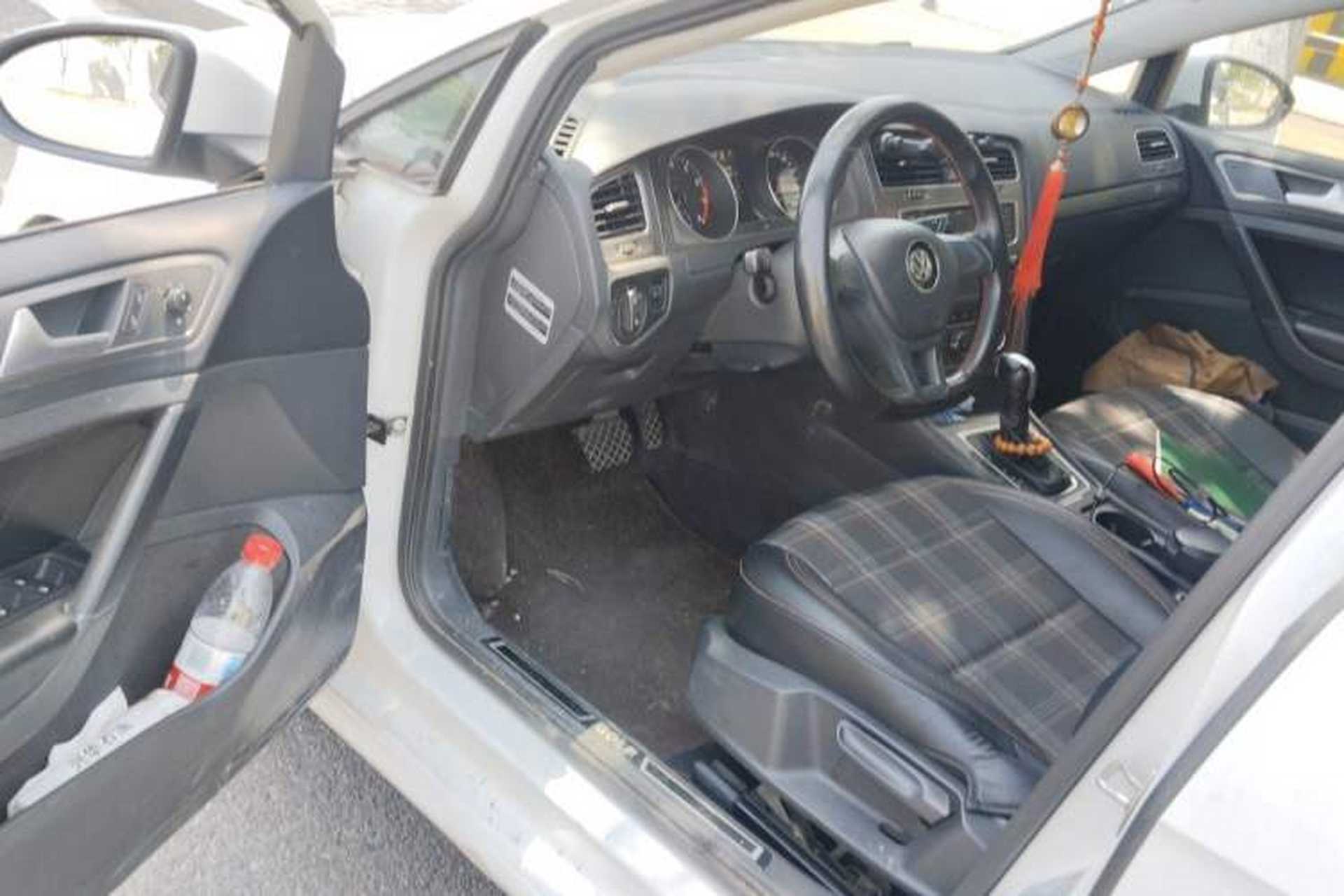 Used Volkswagen Golf 2016 1.6L Automatic Fashion Model Driver Seat