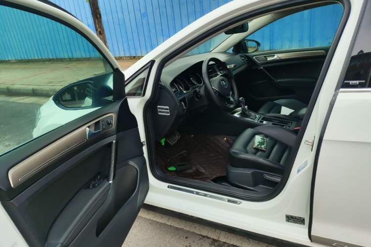 Used Volkswagen Golf 2016 1.4 TSI 25th Anniversary Edition Driver Seat