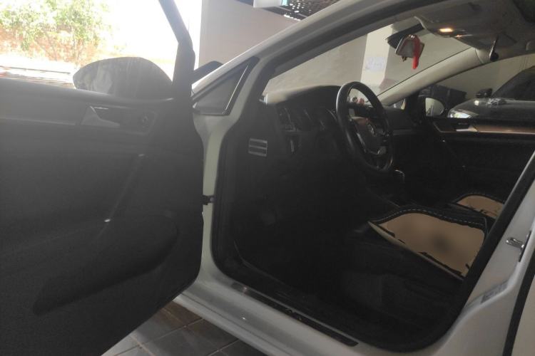 Used Volkswagen Golf 2016 1.4 TSI 25th Anniversary Edition Driver Seat