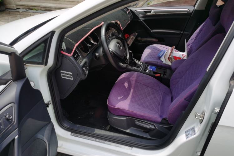 Used Volkswagen Golf 2016 1.6L Automatic Comfort Model Driver Seat