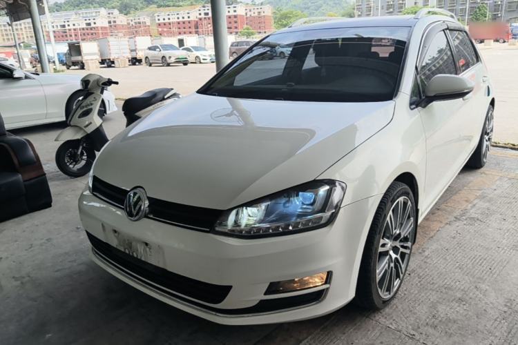 Used Volkswagen Golf 2016 1.6L Automatic Comfort Model Guazi used car, China used car export, Used car for sale, Used cars, Cheapest cars for sale