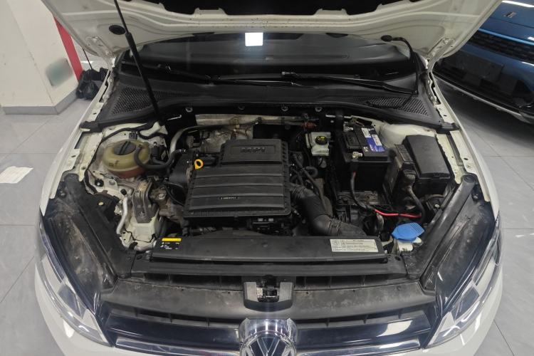 Used Volkswagen Golf 2016 1.6L Automatic Comfort Model Engine Bay