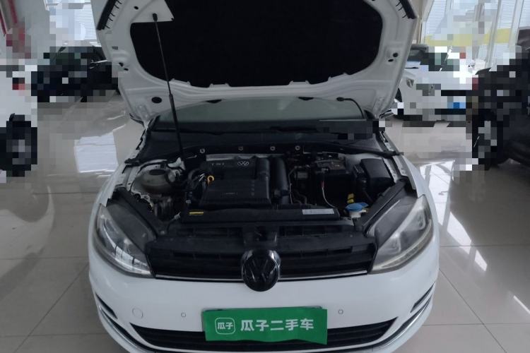 Used Volkswagen Golf 2016 230TSI Automatic Luxury Version Engine Bay