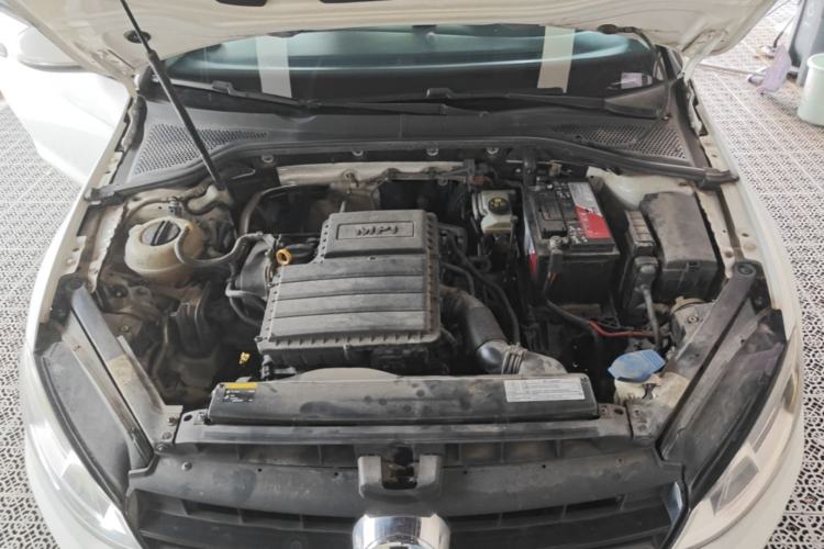 Used Volkswagen Golf 2016 1.6L Automatic Fashion Model Engine Bay