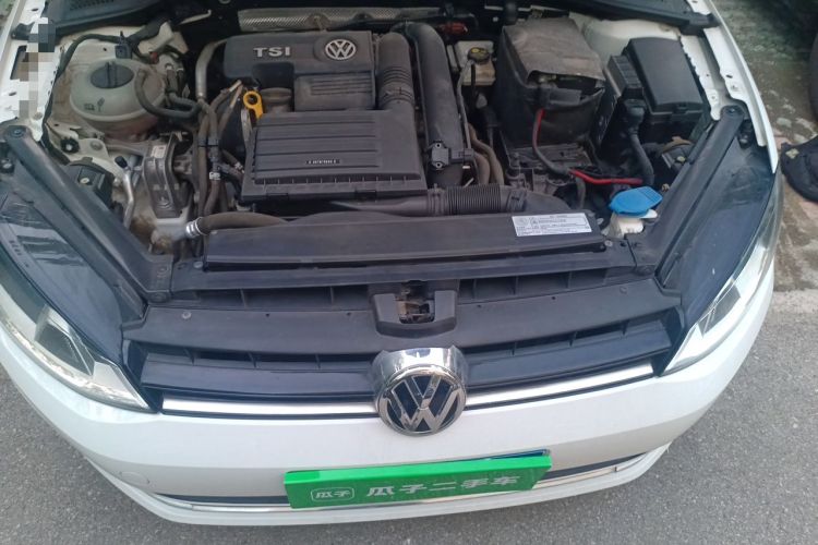Used Volkswagen Golf 2016 230TSI Automatic Luxury Version Engine Bay