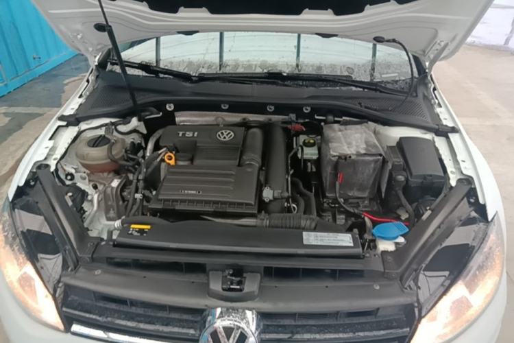 Used Volkswagen Golf 2016 230TSI Automatic Luxury Version Engine Bay