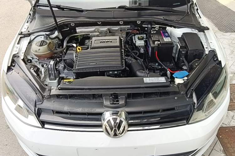 Used Volkswagen Golf 2016 1.6L Automatic Comfort Model Engine Bay