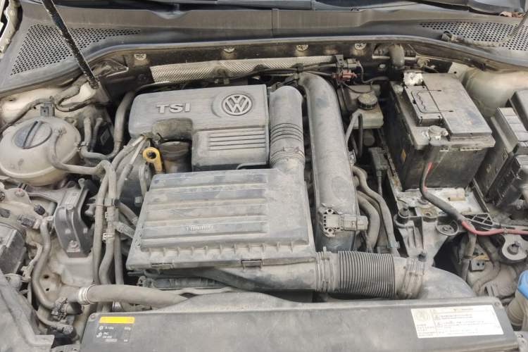 Used Volkswagen Golf 2016 230TSI Automatic Comfort Version Engine Bay