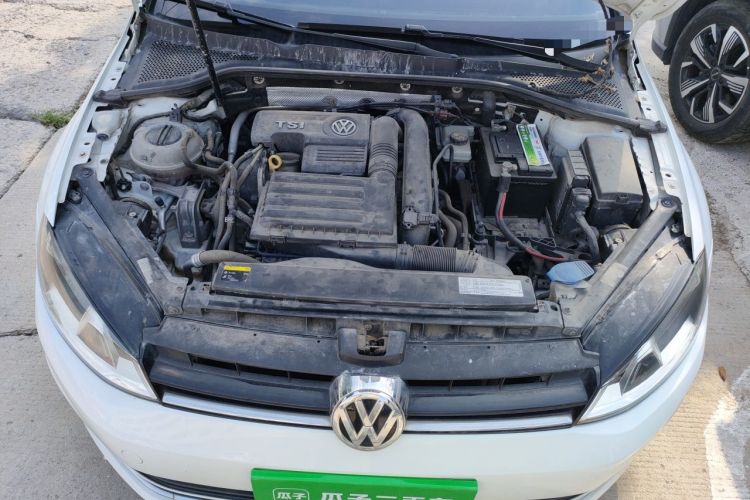 Used Volkswagen Golf 2016 230TSI Automatic Comfort Version Engine Bay