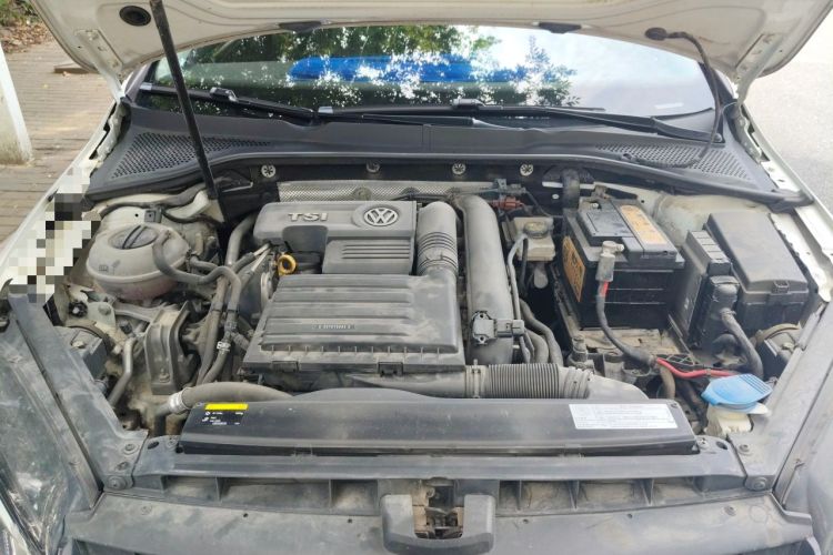Used Volkswagen Golf 2016 230TSI Manual Comfort Version Engine Bay