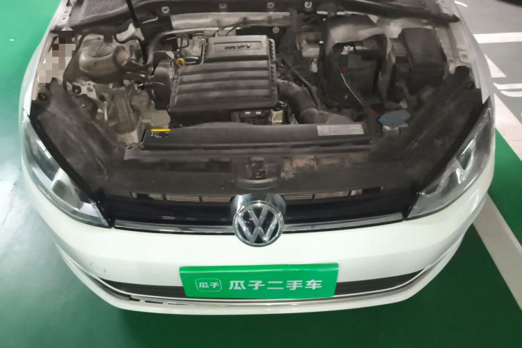 Used Volkswagen Golf 2016 1.6L Automatic Comfort Model Engine Bay