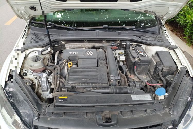 Used Volkswagen Golf 2016 230TSI Automatic Comfort Version Engine Bay