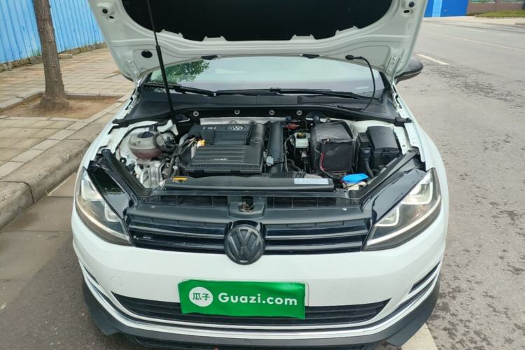 Used Volkswagen Golf 2016 1.4 TSI 25th Anniversary Edition Engine Bay