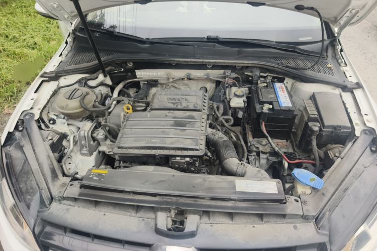 Used Volkswagen Golf 2016 1.6L Automatic Comfort Model Engine Bay