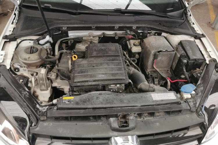 Used Volkswagen Golf 2016 1.6L Automatic Comfort Model Engine Bay
