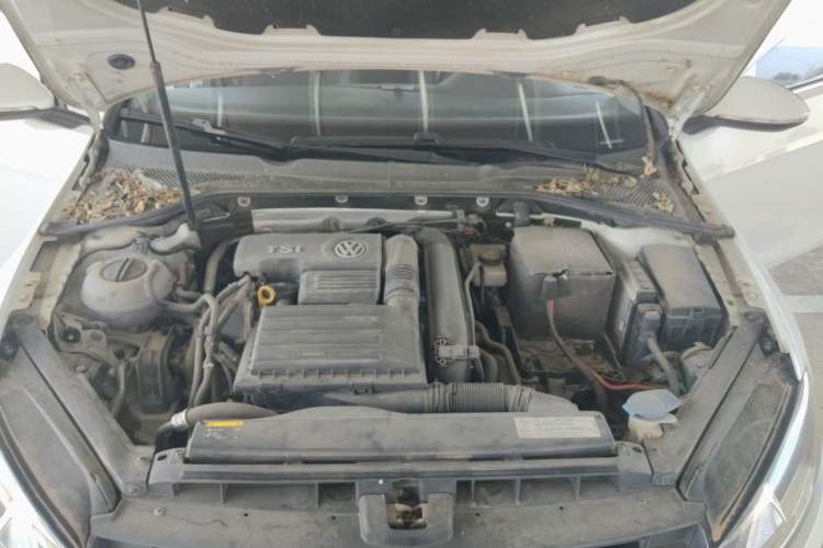 Used Volkswagen Golf 2016 230TSI Automatic Comfort Version Engine Bay