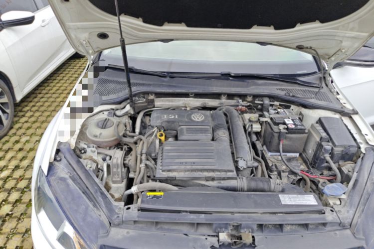 Used Volkswagen Golf 2016 230TSI Automatic Luxury Version Engine Bay