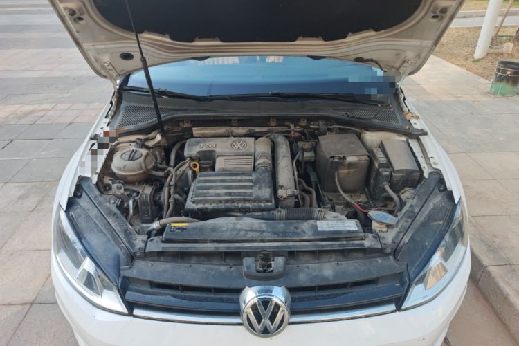 Used Volkswagen Golf 2016 230TSI Automatic Comfort Version Engine Bay
