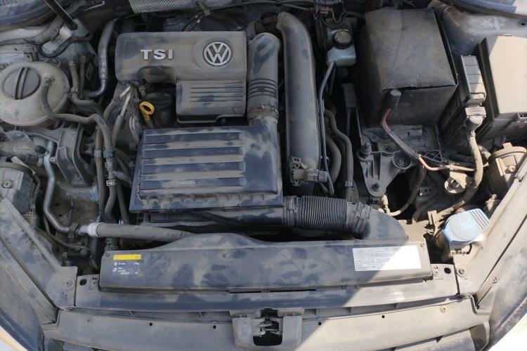 Used Volkswagen Golf 2016 230TSI Automatic Luxury Version Engine Bay