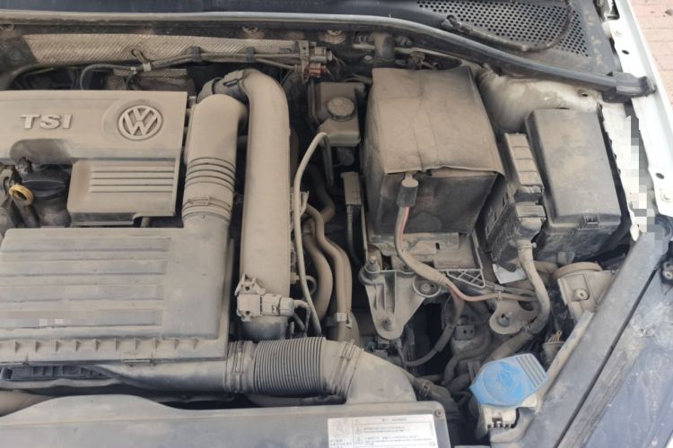 Used Volkswagen Golf 2016 230TSI Automatic Luxury Version Engine Bay Left