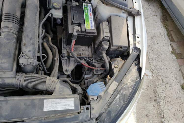 Used Volkswagen Golf 2016 230TSI Automatic Comfort Version Engine Bay Left