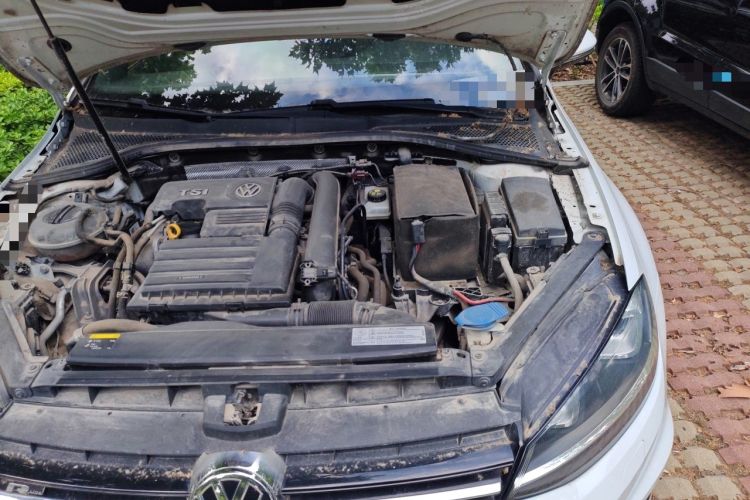 Used Volkswagen Golf 2016 1.4TSI Automatic R-Line Engine Bay Left
