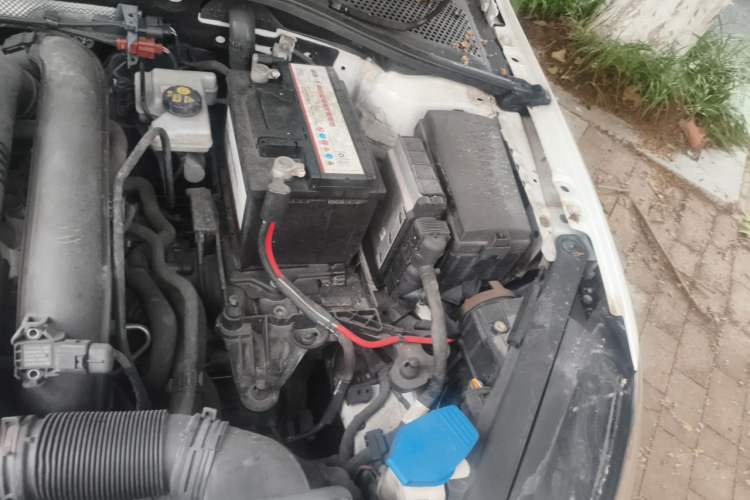 Used Volkswagen Golf 2016 230TSI Automatic Comfort Version Engine Bay Left