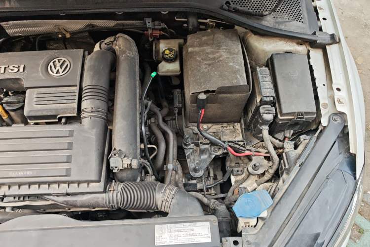 Used Volkswagen Golf 2016 1.4 TSI 25th Anniversary Edition Engine Bay Left