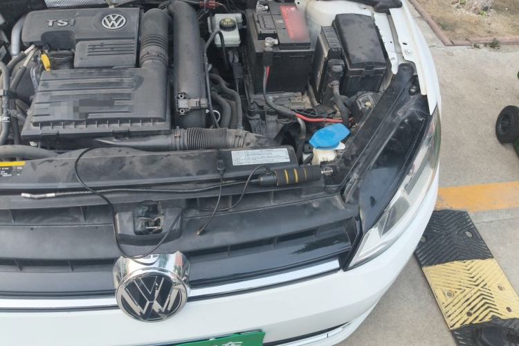 Used Volkswagen Golf 2016 230TSI Automatic Comfort Version Engine Bay Left