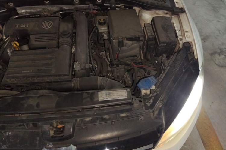 Used Volkswagen Golf 2016 280TSI Automatic Flagship Model Engine Bay Left