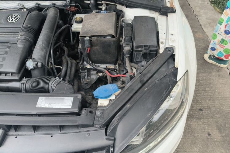 Used Volkswagen Golf 2016 230TSI Automatic Comfort Version Engine Bay Left