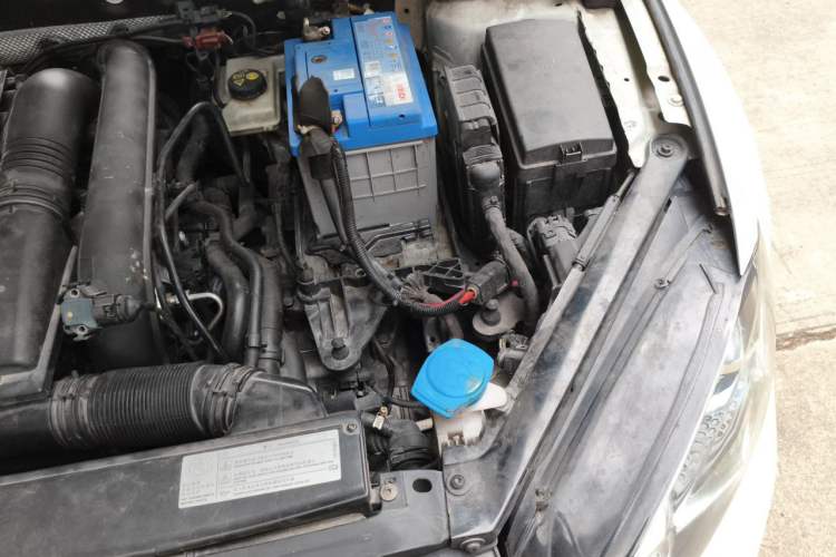 Used Volkswagen Golf 2016 230TSI Automatic Comfort Version Engine Bay Left