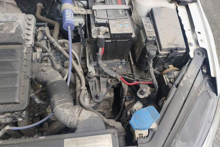 Used Volkswagen Golf 2016 1.6L Automatic Comfort Model Engine Bay Left
