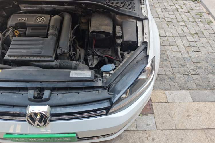 Used Volkswagen Golf 2016 1.4 TSI 25th Anniversary Edition Engine Bay Left