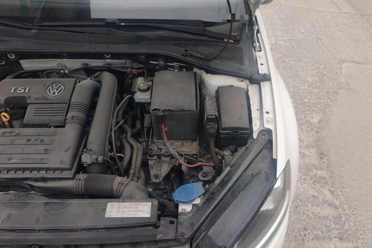 Used Volkswagen Golf 2016 1.4 TSI 25th Anniversary Edition Engine Bay Left