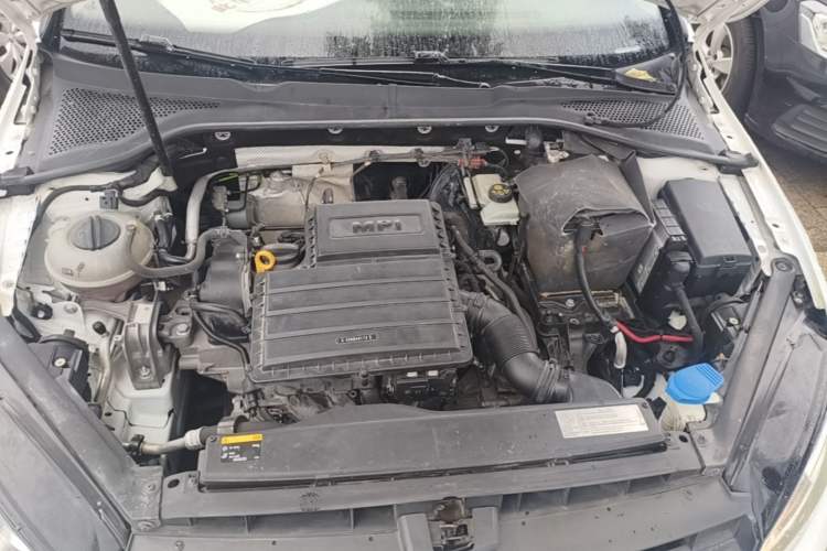 Used Volkswagen Golf 2016 1.6L Automatic Comfort Model Engine Bay