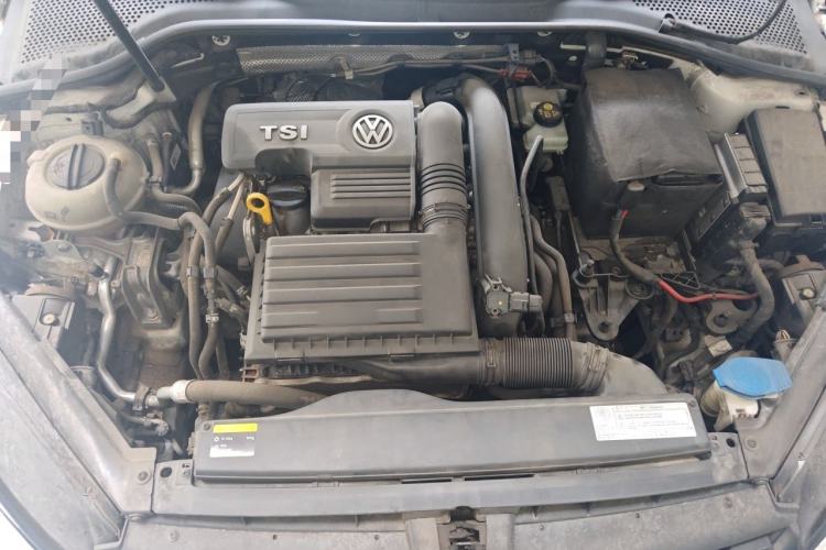 Used Volkswagen Golf 2016 230TSI Automatic Luxury Version Engine Bay