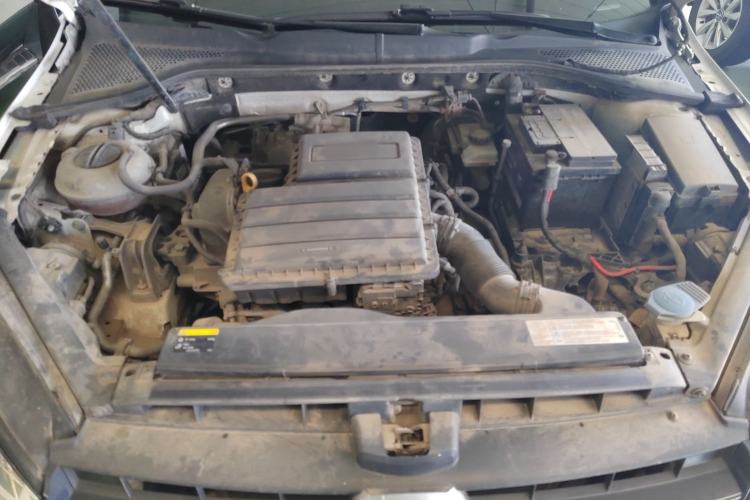 Used Volkswagen Golf 2016 1.6L Automatic Fashion Model Engine Bay