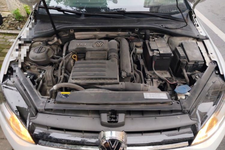 Used Volkswagen Golf 2016 230TSI Automatic Comfort Version Engine Bay