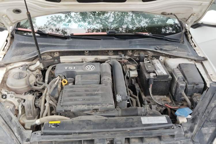 Used Volkswagen Golf 2016 230TSI Automatic Comfort Version Engine Bay