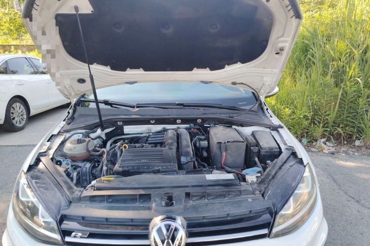 Used Volkswagen Golf 2016 1.4TSI Automatic R-Line Engine Bay