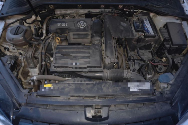 Used Volkswagen Golf 2016 230TSI Automatic Luxury Version Engine Bay