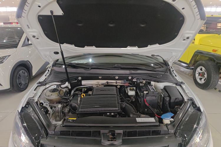 Used Volkswagen Golf 2016 1.6L Automatic Comfort Model Engine Bay