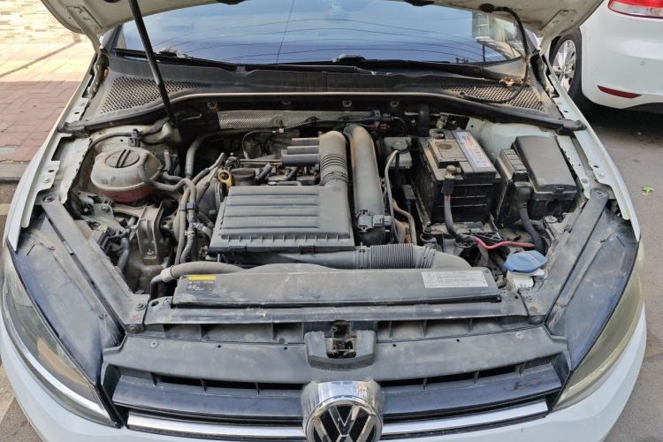 Used Volkswagen Golf 2016 230TSI Automatic Comfort Version Engine Bay