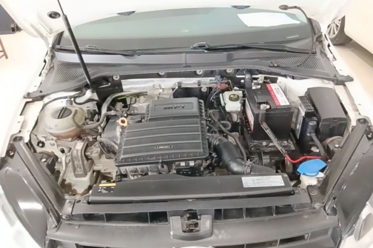 Used Volkswagen Golf 2016 1.6L Automatic Comfort Model Engine Bay