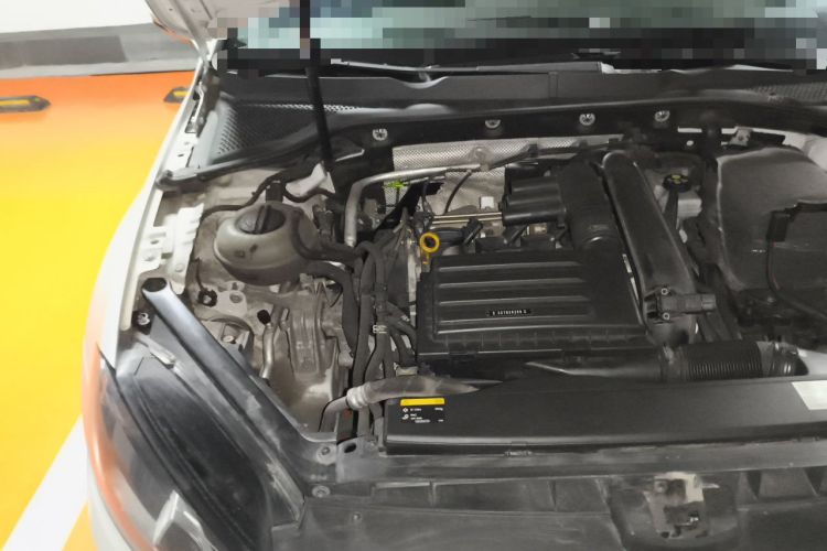 Used Volkswagen Golf 2016 230TSI Automatic Comfort Version Engine Bay Right