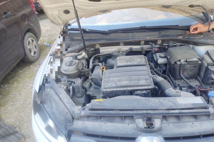 Used Volkswagen Golf 2016 1.6L Automatic Fashion Model Engine Bay Right