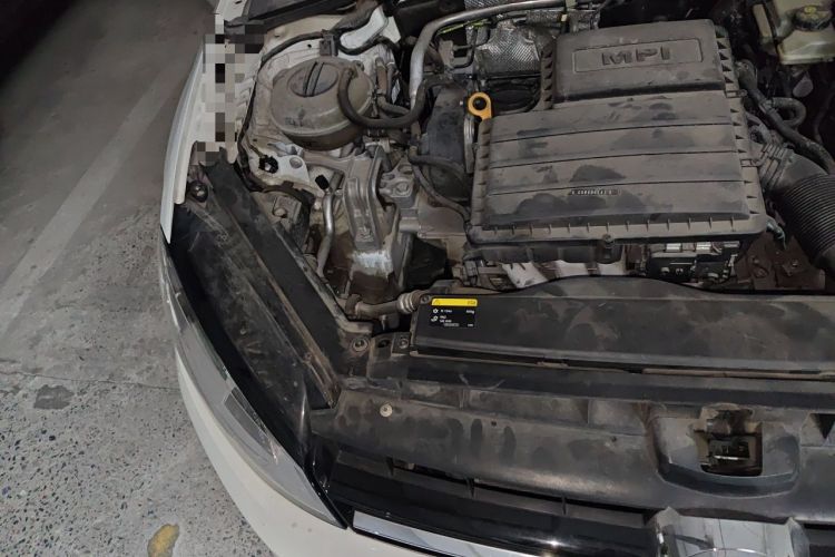 Used Volkswagen Golf 2016 1.6L Automatic Comfort Model Engine Bay Right