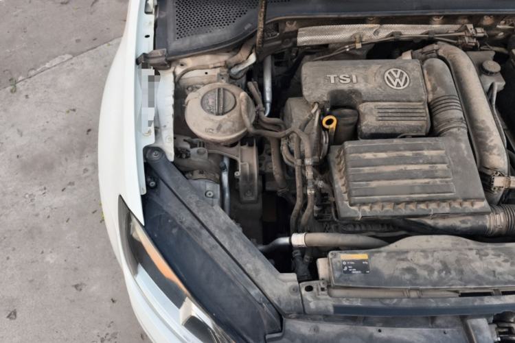 Used Volkswagen Golf 2016 230TSI Automatic Comfort Version Engine Bay Right