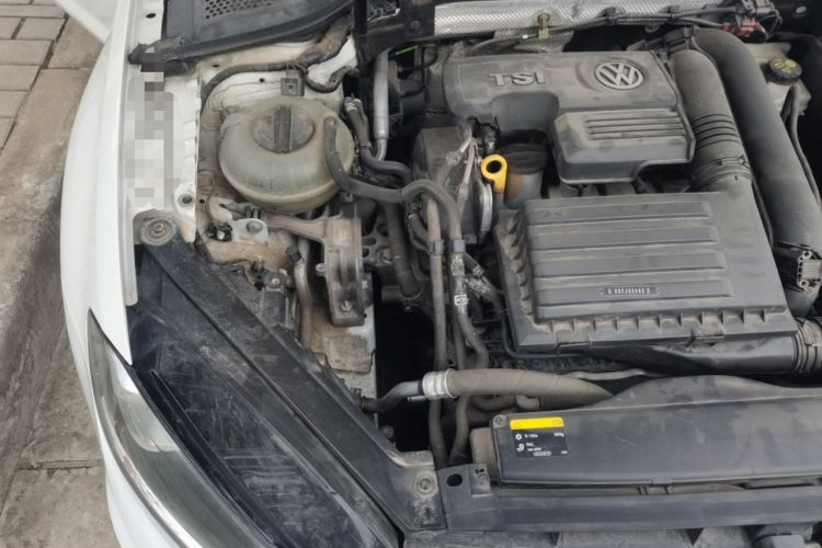 Used Volkswagen Golf 2016 1.4TSI Automatic R-Line Engine Bay Right
